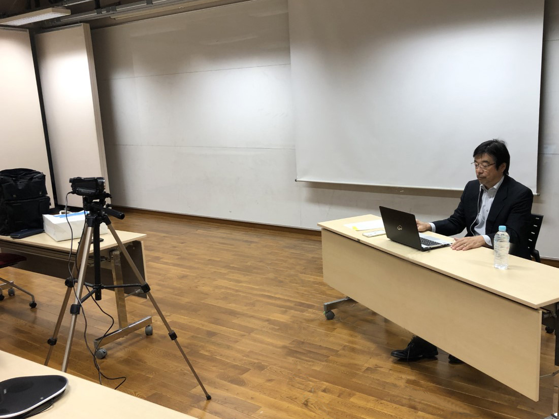 東京大学大学院情報学環の講義に 企業広報戦略研究所フェロー黒田・青木が登壇