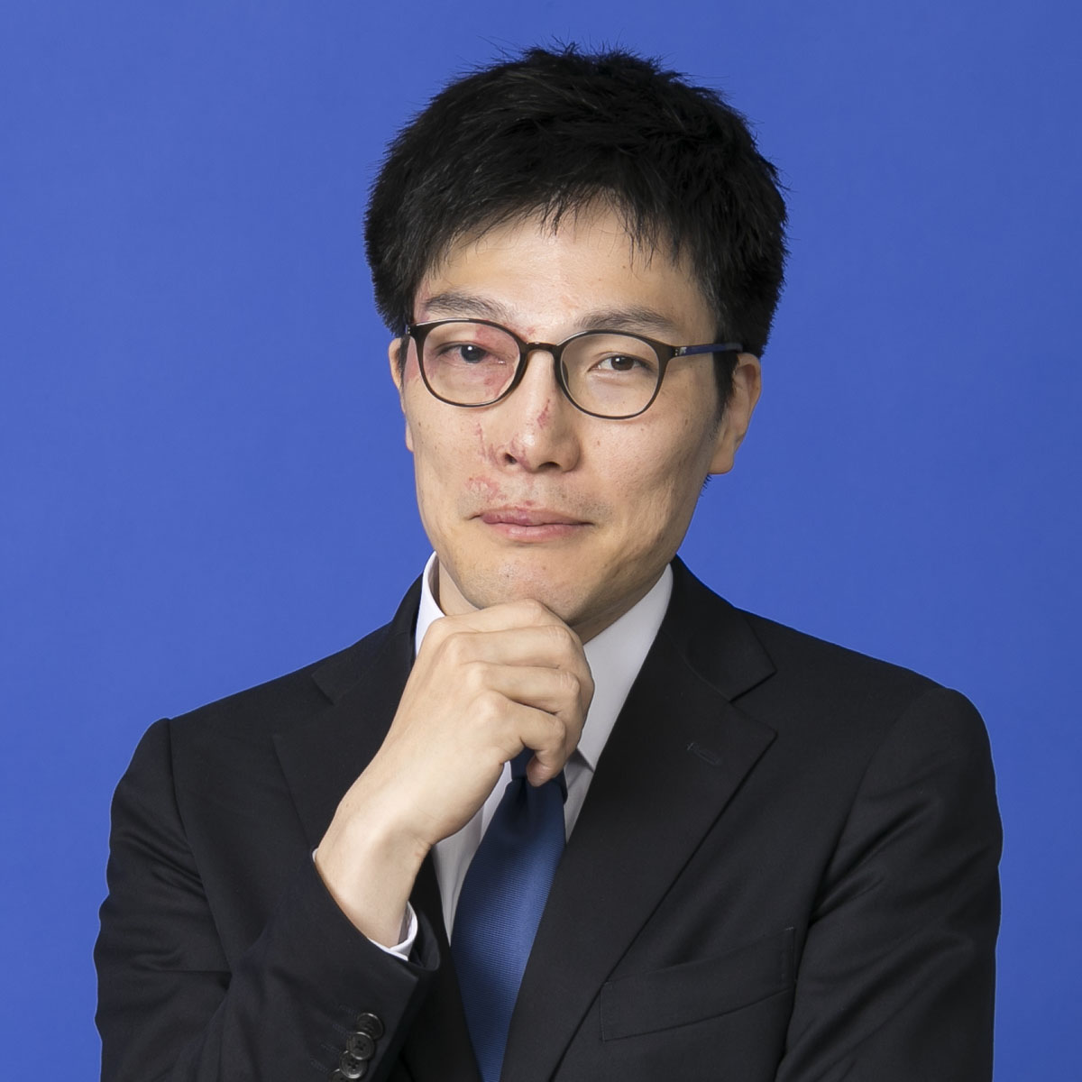 英 慶信